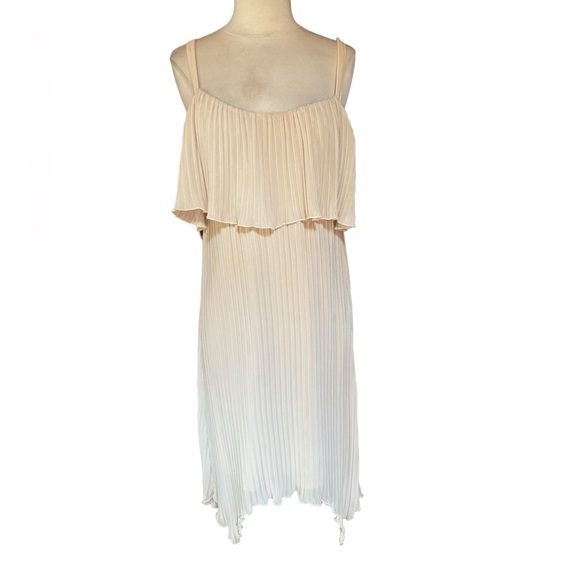 Vintage Dresses & Skirts - Vintage Sophia Christina Accordion Asymmetrical Light Beige Dress‎